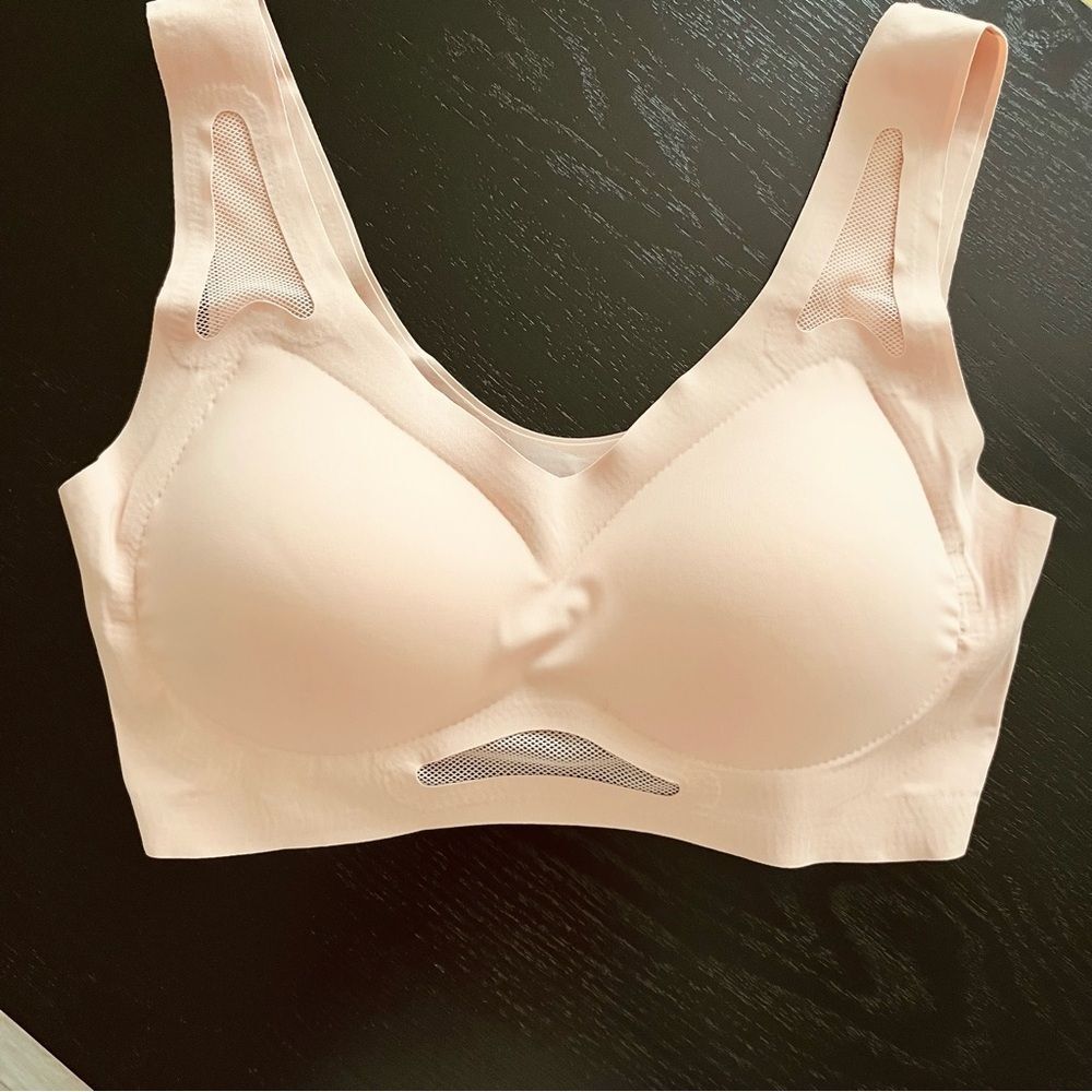 SHEIN Seamless Bra Size Medium Pink NWOT in Orig. Package - Picture 2 of 13